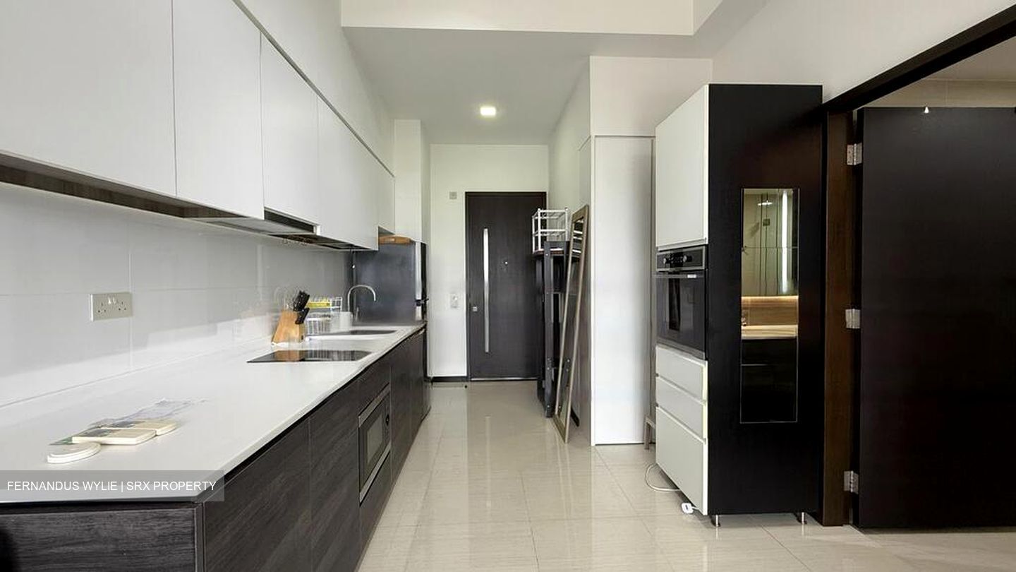 Sims Urban Oasis (D14), Condominium #466082711